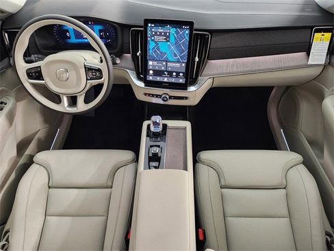 New 2026 Volvo XC90 B6 Ultra image 4