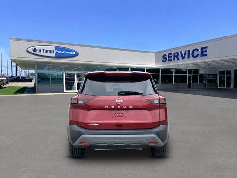 Used 2023 Nissan Rogue S FWD image 7