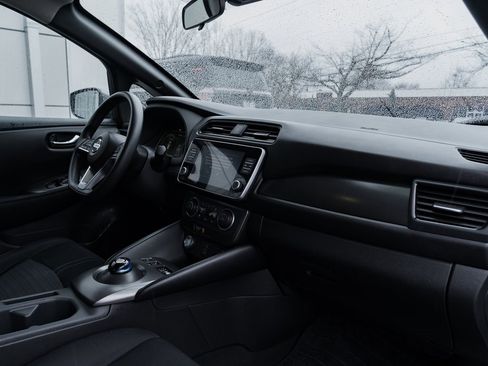 Used 2021 Nissan Leaf S w/ S Charge Package image 25