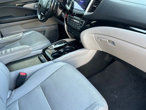 Used 2016 Honda Pilot Elite image 18