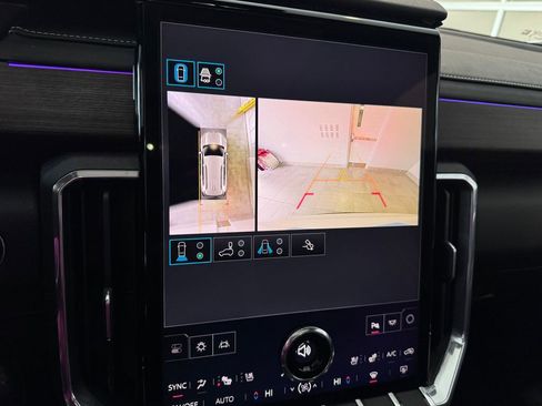 Certified 2024 GMC Acadia Denali w/ Super Cruise Package image 21