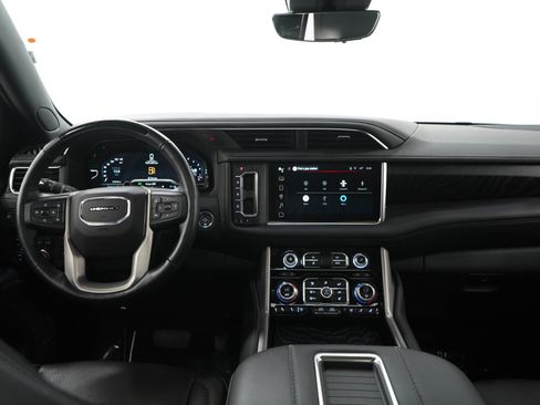 Used 2023 GMC Yukon XL Denali w/ Denali Reserve Package AWD/4WD image 19