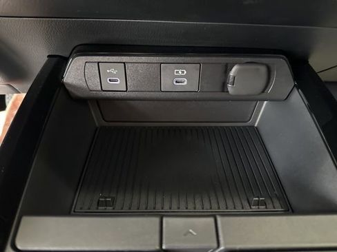 New 2026 Toyota Prius Plug-In Hybrid image 18