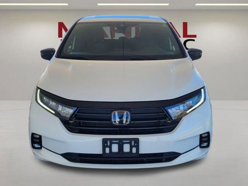 Used 2024 Honda Odyssey Sport image 5
