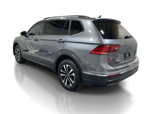 Used 2023 Volkswagen Tiguan S FWD image 3