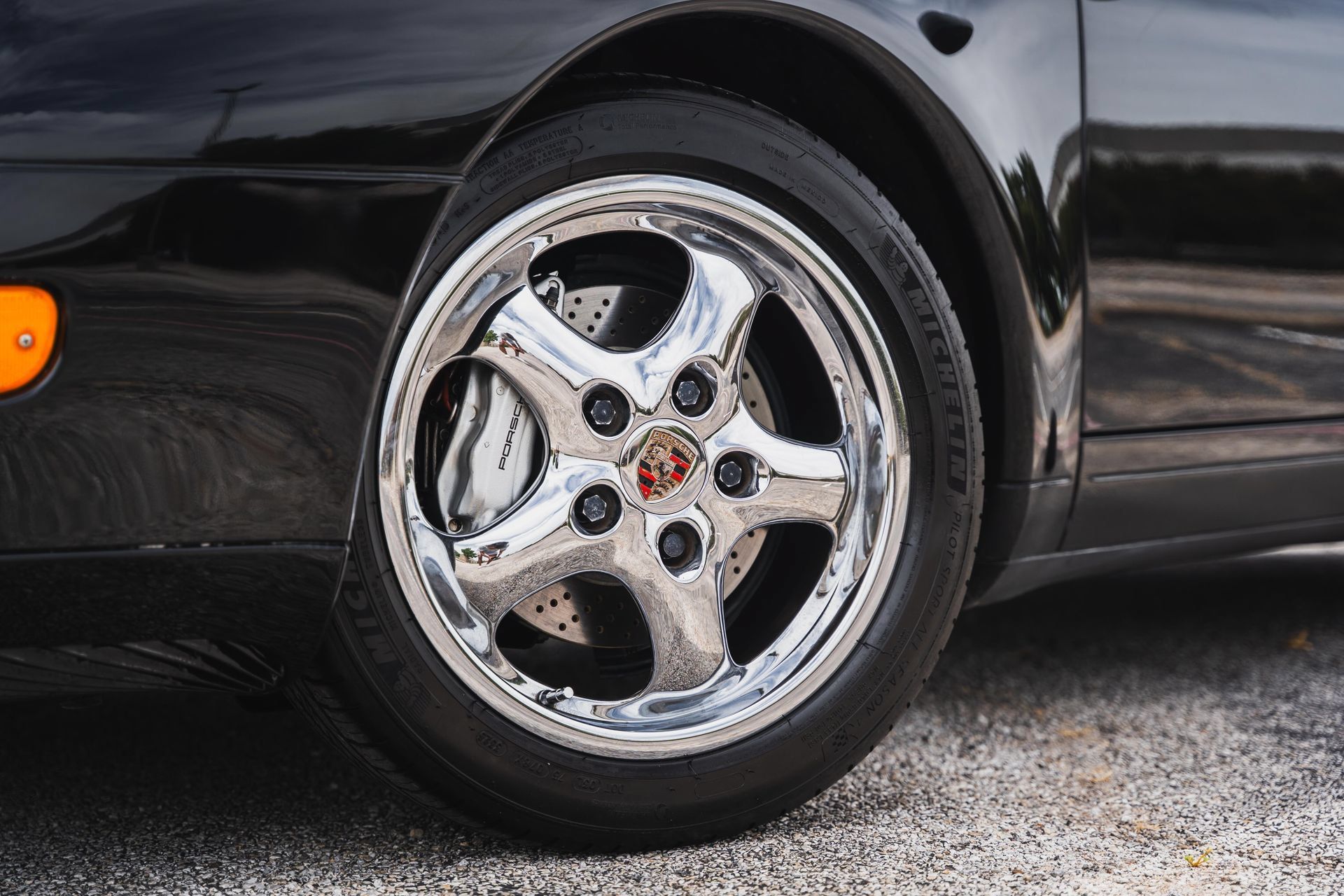 Used 1995 Porsche 911 Carrera RWD image 44