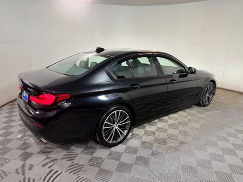 Used 2022 BMW 540i xDrive w/ Premium Package image 8