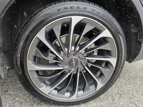 Used 2023 Lincoln Aviator Reserve w/ Equipment Group 201A image 14