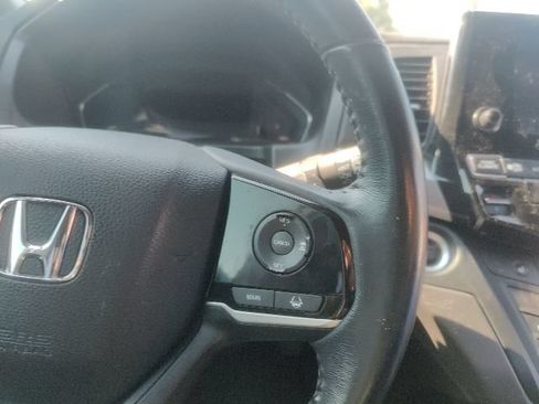 Used 2019 Honda Odyssey EX-L image 17