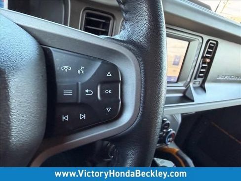 Used 2023 Ford Bronco Badlands AWD/4WD image 16