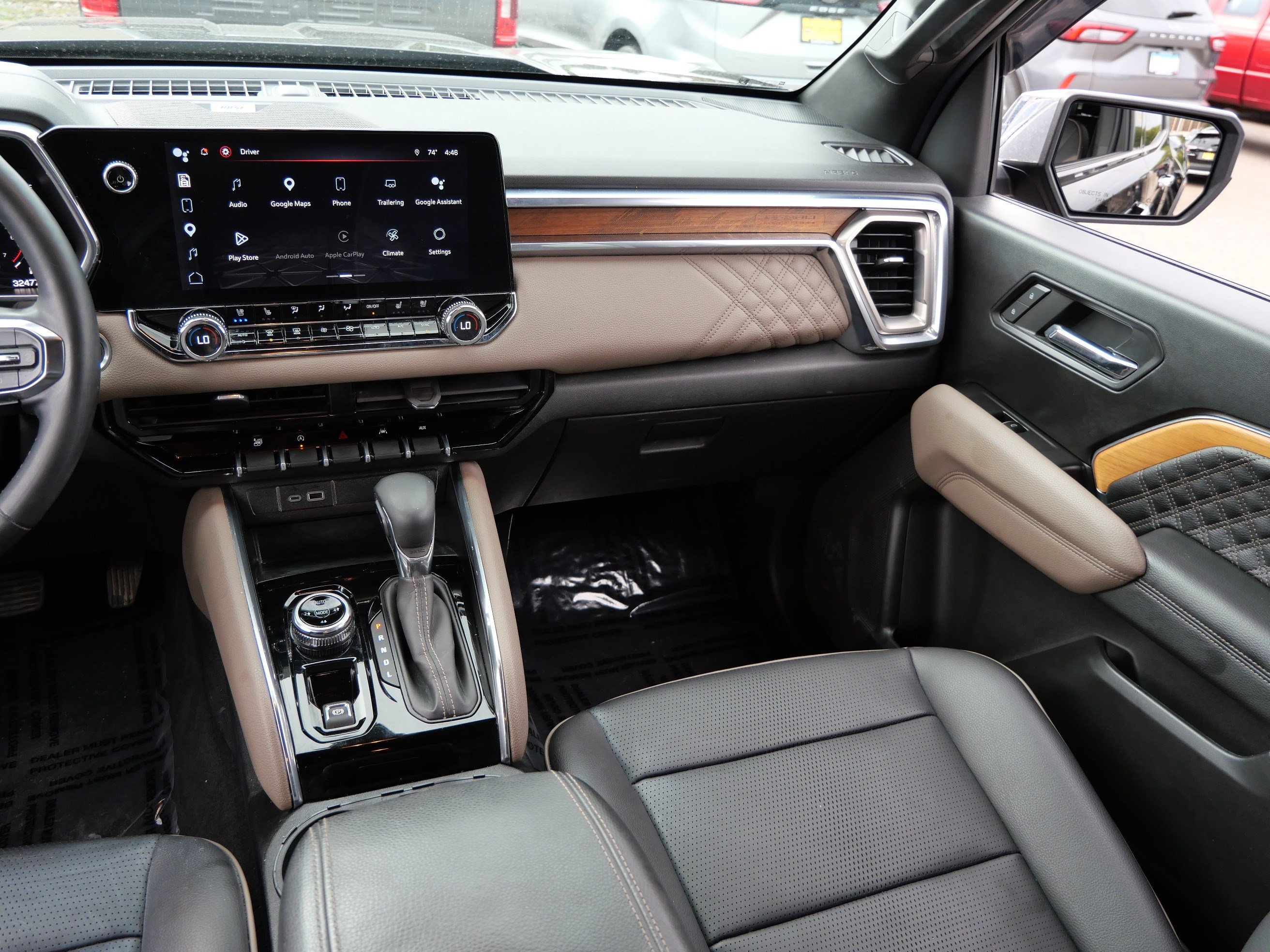 Used 2023 GMC Canyon Denali AWD/4WD image 11