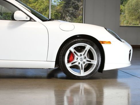 Used 2009 Porsche Cayman S image 16