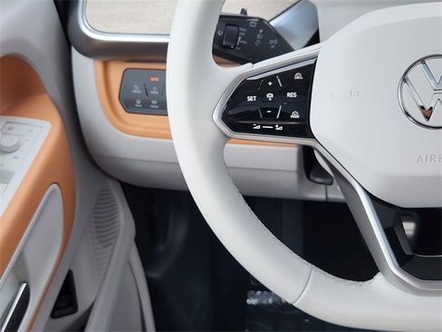New 2025 Volkswagen ID. Buzz Pro S Plus image 25