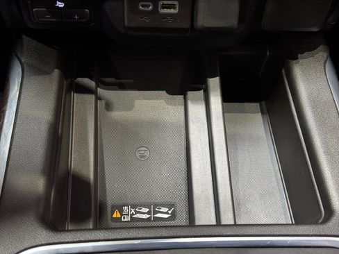 Used 2021 GMC Sierra 1500 Denali w/ Denali Premium Package image 37