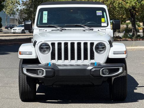 Used 2022 Jeep Wrangler Unlimited Sahara 4xe w/ Cold Weather Group image 8