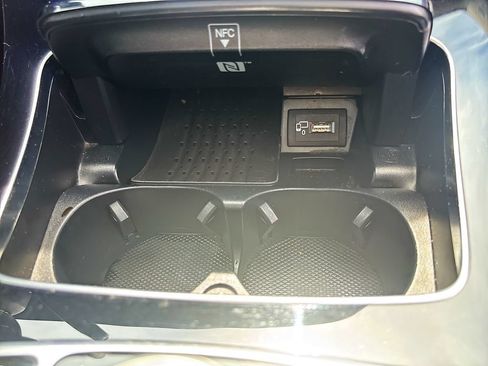 Used 2018 Mercedes-Benz E 300 image 27