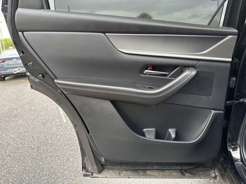 Certified 2025 MAZDA CX-70 Plug-In Hybrid w/ Premium Plus image 16