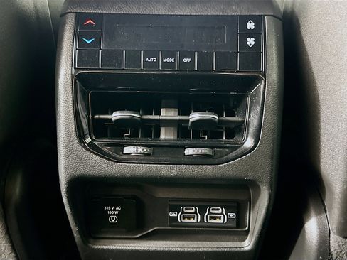 Used 2023 Jeep Grand Cherokee L Laredo AWD/4WD image 27