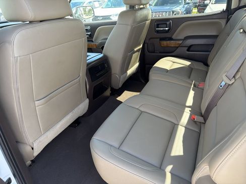 Used 2018 GMC Sierra 1500 SLT AWD/4WD image 16