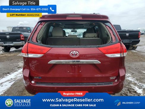 Used 2013 Toyota Sienna Limited w/ Premium Pkg image 8
