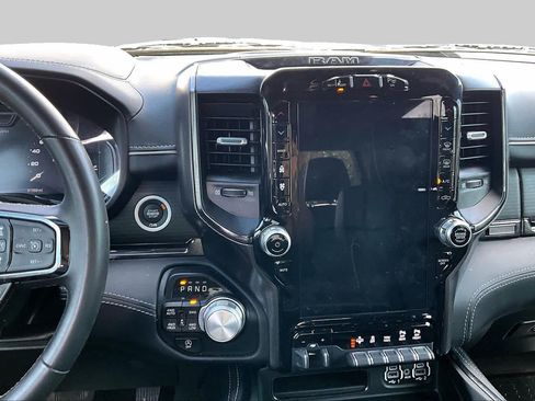 Used 2024 RAM 1500 Limited AWD/4WD image 7