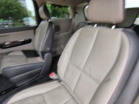 Used 2017 Kia Sedona SX FWD image 19
