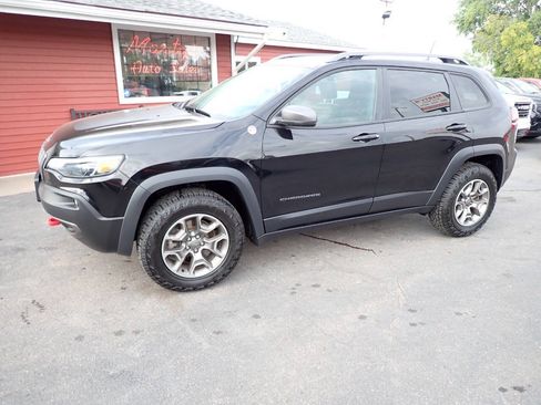 Used 2021 Jeep Cherokee Trailhawk AWD/4WD image 3