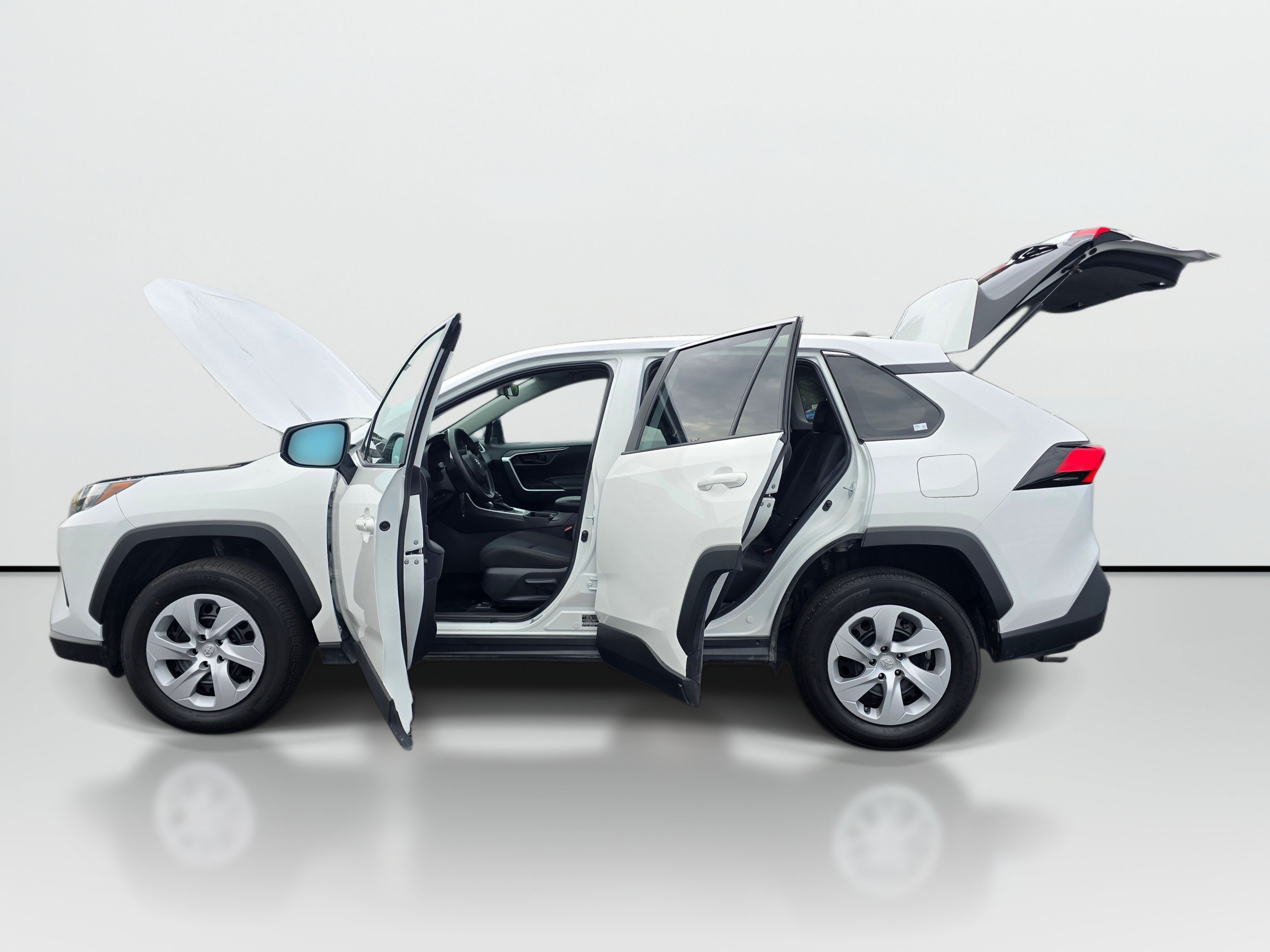 Used 2025 Toyota RAV4 LE AWD/4WD image 9
