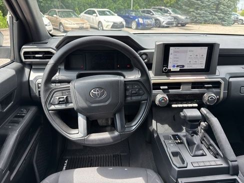 Used 2025 Toyota Tacoma SR image 15