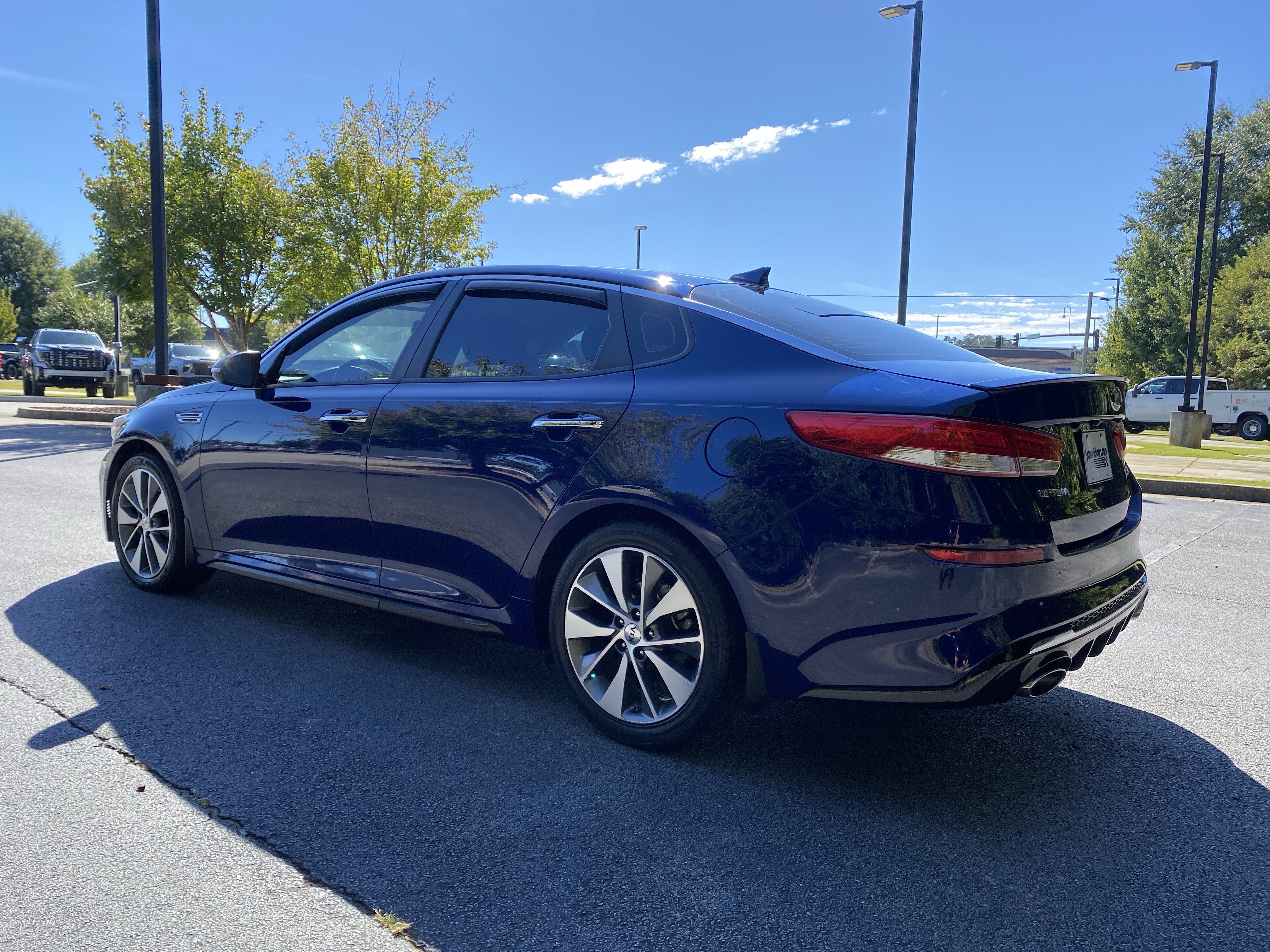 Used 2019 Kia Optima S FWD image 7