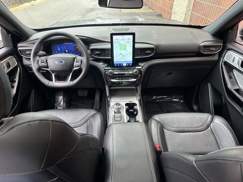 Used 2023 Ford Explorer ST w/ Equipment Group 401A image 14