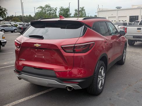 Certified 2023 Chevrolet Blazer LT w/ Convenience Package FWD image 9
