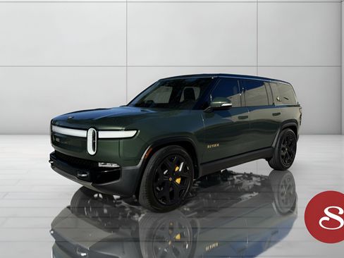 Used 2023 Rivian R1S Adventure image 4