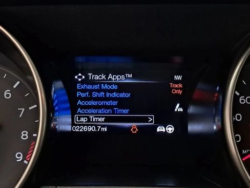 Used 2016 Ford Mustang Shelby GT350 w/ Technology Package RWD image 19