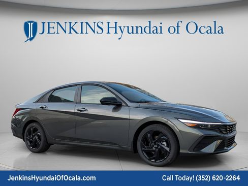 New 2026 Hyundai Elantra Sport FWD image 11