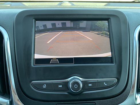 Used 2024 Chevrolet Equinox LT AWD/4WD image 24