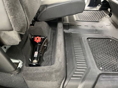 Used 2021 GMC Sierra 1500 AT4 w/ AT4 Value Package AWD/4WD image 21