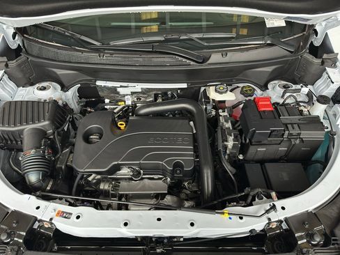 New 2026 Chevrolet Equinox ACTIV w/ LPO, Floor Liner Package image 9