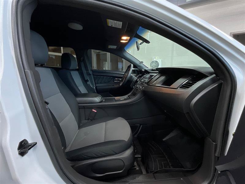 Used 2014 Ford Taurus Police Interceptor AWD image 28