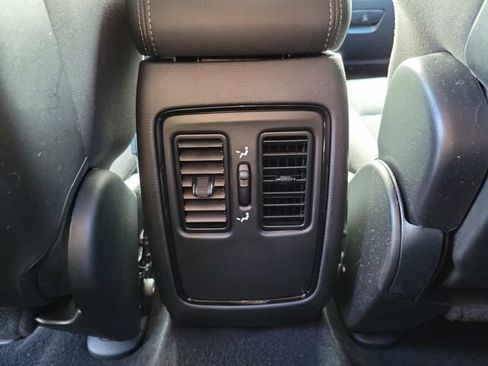 Used 2023 Dodge Durango SXT Launch Edition RWD image 12