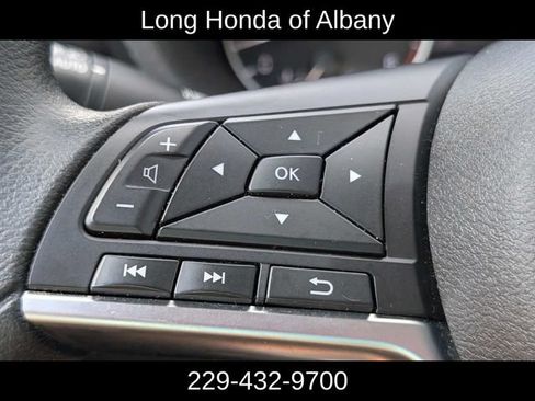 Used 2025 Nissan Sentra SV FWD image 25