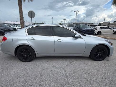 Used 2012 INFINITI G37 x Sedan w/ Premium Pkg AWD/4WD image 4