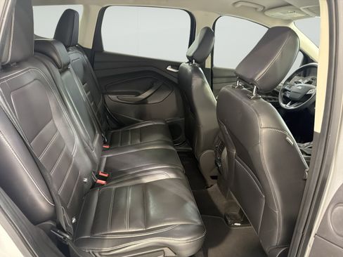 Used 2018 Ford Escape Titanium FWD image 11