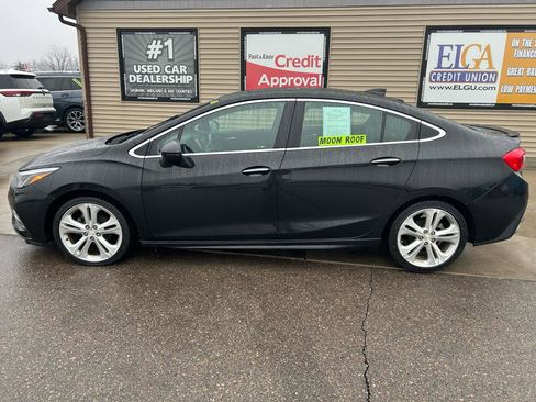 Used 2016 Chevrolet Cruze Premier image 8