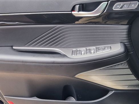 Used 2025 Hyundai Palisade Calligraphy image 20