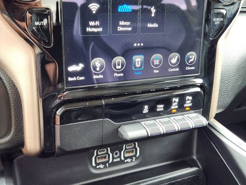 Used 2020 RAM 1500 Laramie image 20