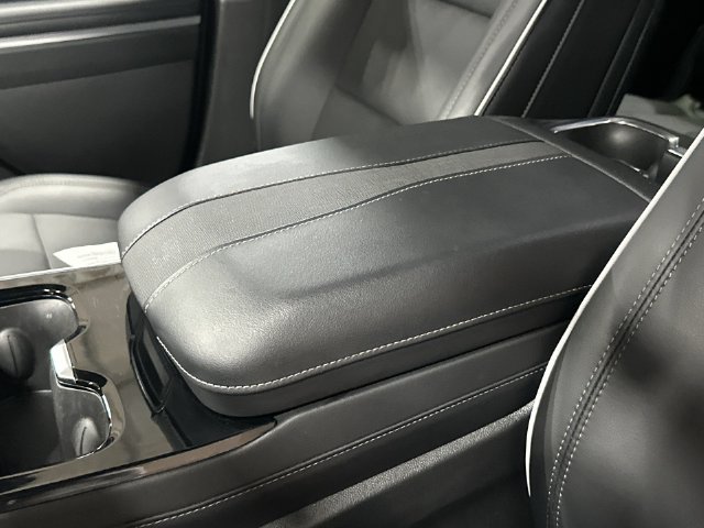 Used 2026 Buick Enclave Preferred w/ Power Package FWD image 28