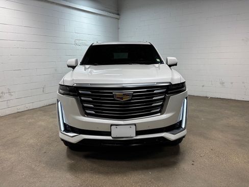 Used 2023 Cadillac Escalade Premium Luxury Platinum AWD/4WD image 3
