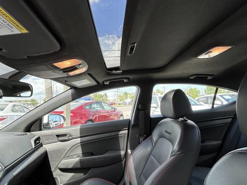 Used 2019 Hyundai Elantra Sport w/ Cargo Package image 12