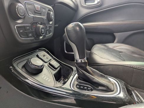 Used 2018 Jeep Compass Limited w/ Safe & Security Group image 18